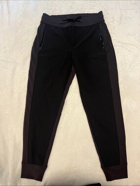 Athleta Black Jogger Leggings
